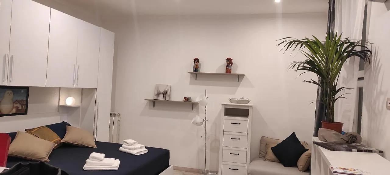 Exotic Atmospher Self Check In Apartment Rome Italy